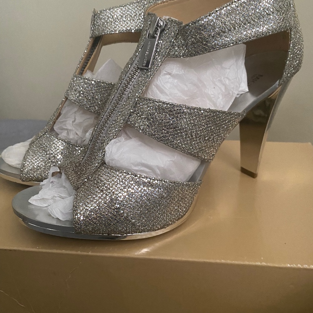 Michael Kors, Shoes - Picture 1 of 2